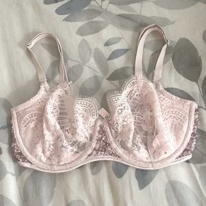Victoria’s Secret Light Pink Lace Sequin Bra 32DD